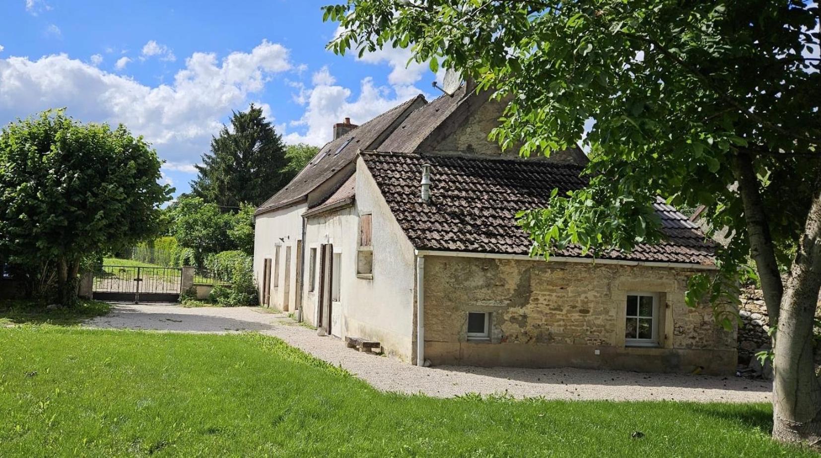 Maison De Vacances Gilly-les-Citeaux Exterior foto